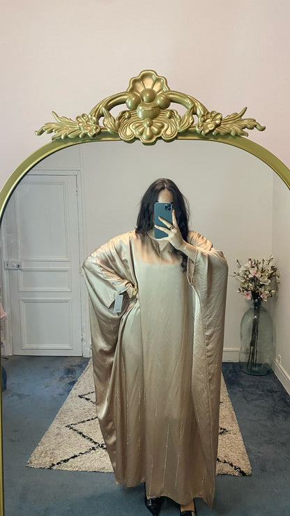 Abaya chauve-souris à strass