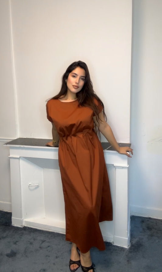 Robe manches courtes